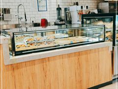 面包甜点陈列柜-丁丁&当当牦牛酸奶·酥油面包(官门口店)
