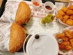-The Habit Burger Grill 哈比特汉堡(世博店)