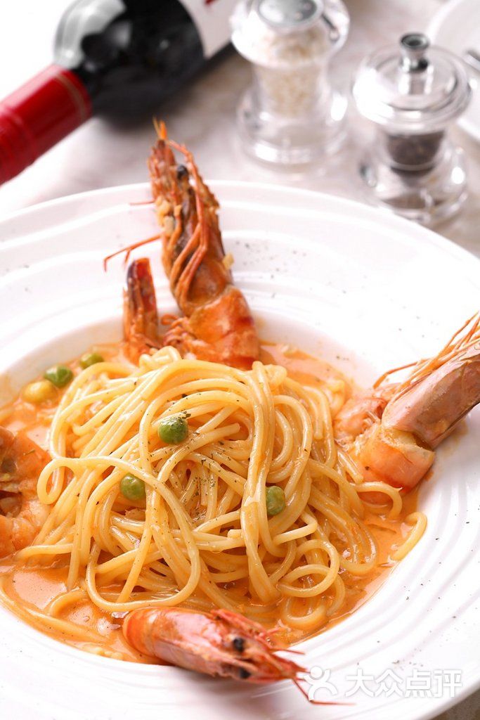 蕃茄奶油鲜虾意大利面