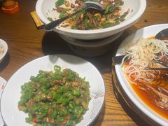 -爱碗亭·鲜炒湖南菜(壹城中心店)