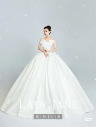 -Lady  Jane高端婚纱礼服馆