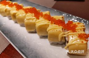 Cheese Mango Shrimp Rolls