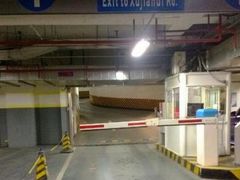 -日月光中心-停车场