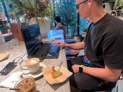 -自由生长植物工作室(深港花卉中心店)