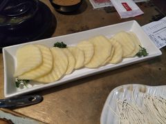 -左庭右院鲜牛肉火锅(金山万达店)