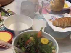 -水桶王国主题餐厅·聚会·生日派对·亲子活动·家庭套餐(亚龙湾希尔顿店)