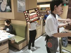 -海底捞火锅(金山百联店)