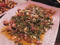 酒馆螺丝鸡-醉小酒馆·川菜·江湖菜·重庆菜(观音桥旗舰店)