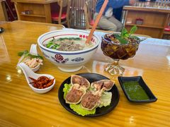 -小椒羊.羊肉粉 龙虾 羊肉串(新地旗舰店)