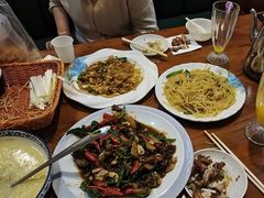 -朝花夕拾中餐厅(台儿庄古城复兴广场店)