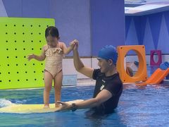 -沥鲨亲子游泳俱乐部(金沙洲中心)