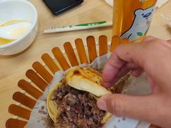 -闫家驴肉老店(华电一校店)