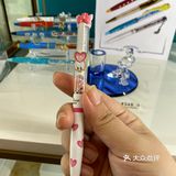 5斤重的水晶鞋[呲牙]难怪会掉