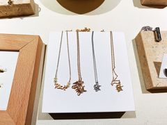 -LADY FAFA(巨鹿路陕西南路路口店)