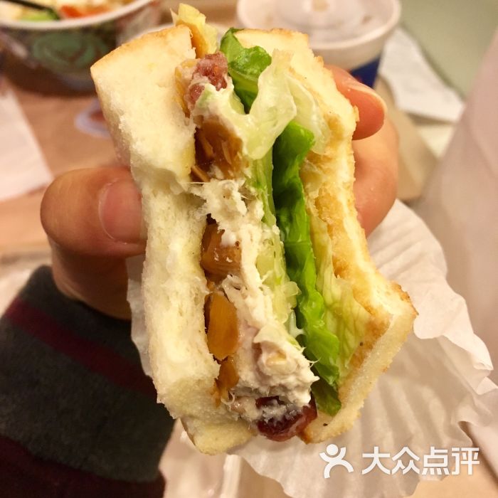 巴黎贝甜(五道口购物中心店)鸡肉蔓越莓三明治图片 - 第43张