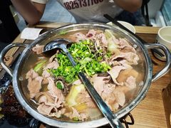 翘脚牛肉小锅-肖四女乐山跷脚牛肉(世博源店)