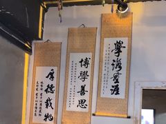-荒岛实景沉浸密室(江汉路1店)
