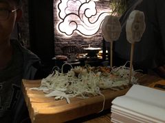 -湊湊火锅·茶憩(新中关购物中心店)