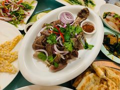 手抓羊肉-马尔龙新疆饭店·清真(长青路店)