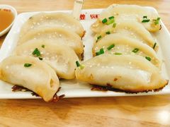 -小姜锅贴(凤凰街店)