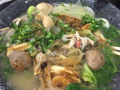 -小蛮椒麻辣烫·麻辣拌(青浦宝龙店)