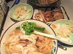 -鑫花溪牛肉米粉(凤凰街创始总店)