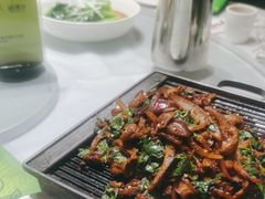 -鸭王烤鸭店(三里河店)
