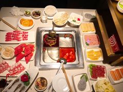 -海底捞火锅鲜切牛肉主题店(长寿路店)