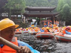 -藏龙百瀑漂流