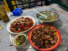 -江湖黑大兔(杨家坪店)