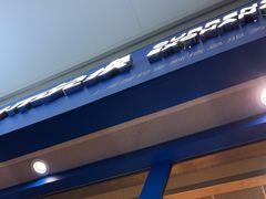 -携程外币兑换(浦东机场T1国际出发安检内取钞点)