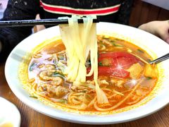越式酸汤肥牛粉-探越越南牛肉粉(江南西分店)