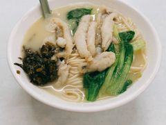 招牌黄鱼面-明呈黄鱼面馆(斜土路店)