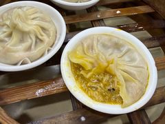 -莱莱小笼·乔艾