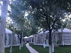 -九十九顶毡房(阜石路店)