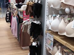 -优衣库(苏州吴江万象汇店)