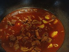 -九妹农家大铁锅东北菜(江湾店)