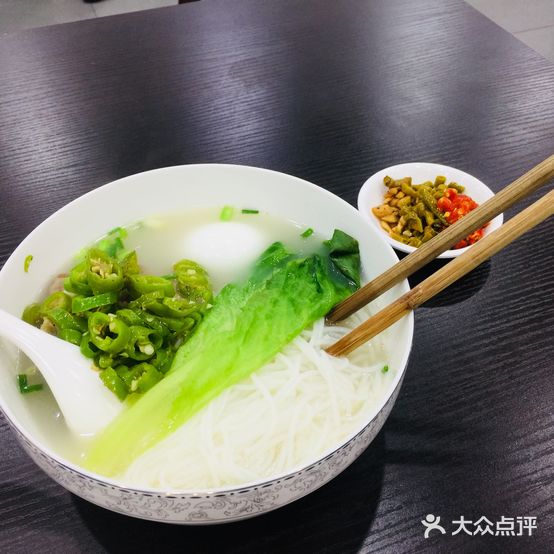 筒子骨头鲜粉(黄兴南路店)