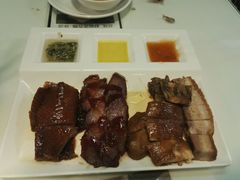 -新大咀港式茶餐厅(宝山万达店)