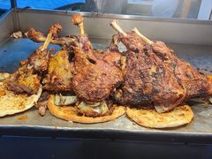 -艾力江和田馕坑烤肉店