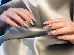 -初NAIL日式美甲美睫沙龙