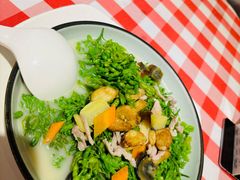 -龙桥私厨·姜花菊花过桥鱼·顺德菜(容桂店)