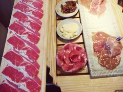 一米长盘牛五花-犟牛家·榴莲烤肉(五棵松店)