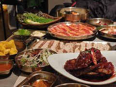 -草家酱蟹炭火烤肉店(珲春南路一店)
