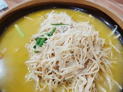 -三湘四水正宗湘菜(君峰路店)