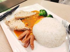 -佰搭果·广式茶餐厅(西华路店)