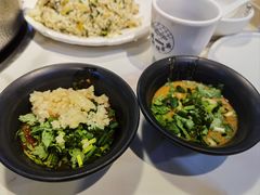 -德林酸菜鱼火锅(南丹店)