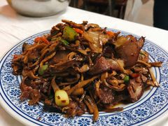 烟笋炒腊肉-新新湘菜馆(新中街二条店)