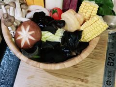 -湊湊火锅·茶憩(上海合生汇店)