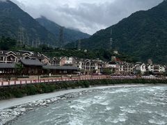 -四川汶川特大地震漩口中学遗址